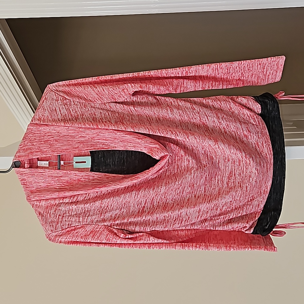 Long sleeve Blouse, layered look without the bulk. Size L